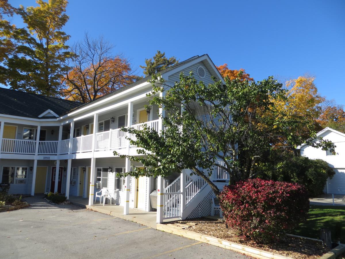 Empire Lakeshore Inn Exterior foto